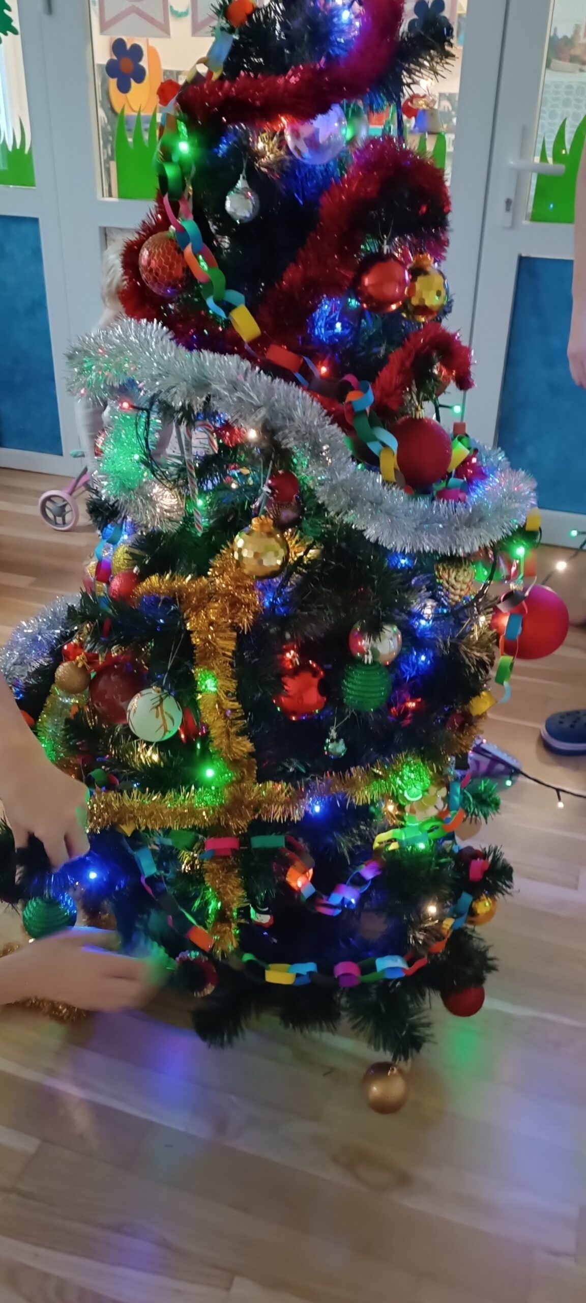 ubieranie choinki - sówki